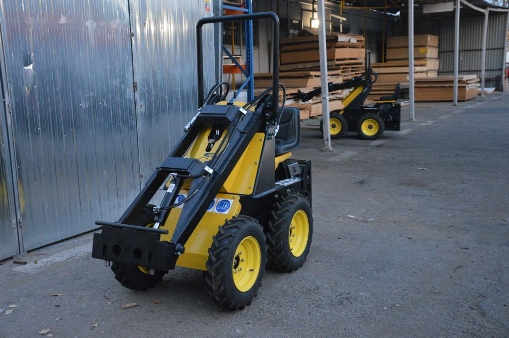 Tur Poland Miniradlader Miniloader Mini hoflader TUR N 520 Briggs&Stratton - Mini yükleyici: fotoğraf 3 Tur Poland Miniradlader Miniloader Mini hoflader TUR N 520 Briggs&Stratton - Mini yükleyici: fotoğraf 3