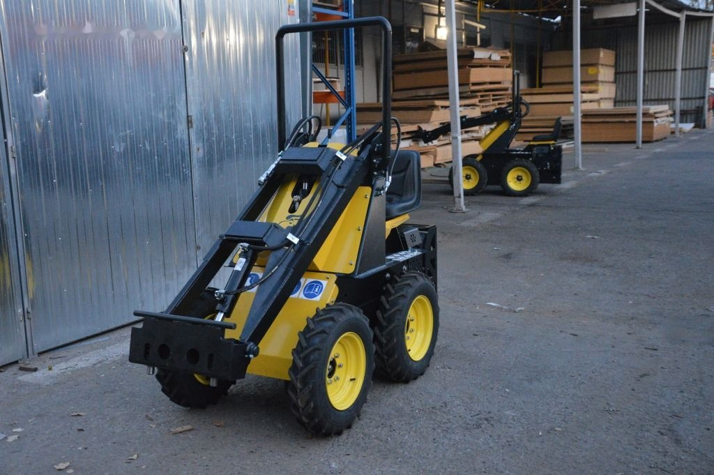 Tur Poland Miniradlader Miniloader Mini hoflader TUR N 520 - Mini yükleyici: fotoğraf 3 Tur Poland Miniradlader Miniloader Mini hoflader TUR N 520 - Mini yükleyici: fotoğraf 3