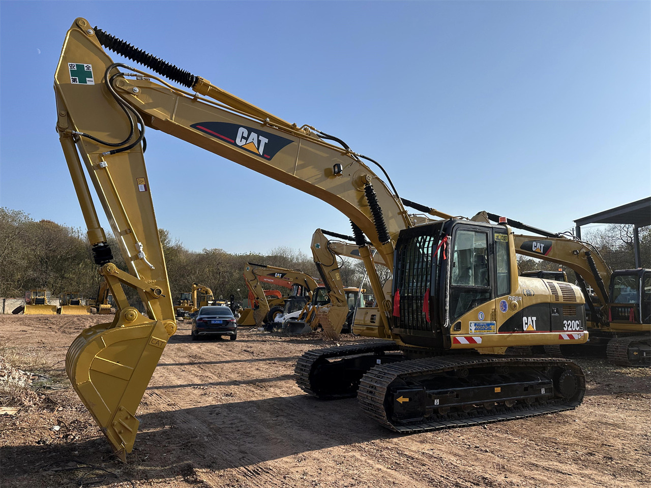 CAT 320CL - Paletli ekskavatör: fotoğraf 3 CAT 320CL - Paletli ekskavatör: fotoğraf 3