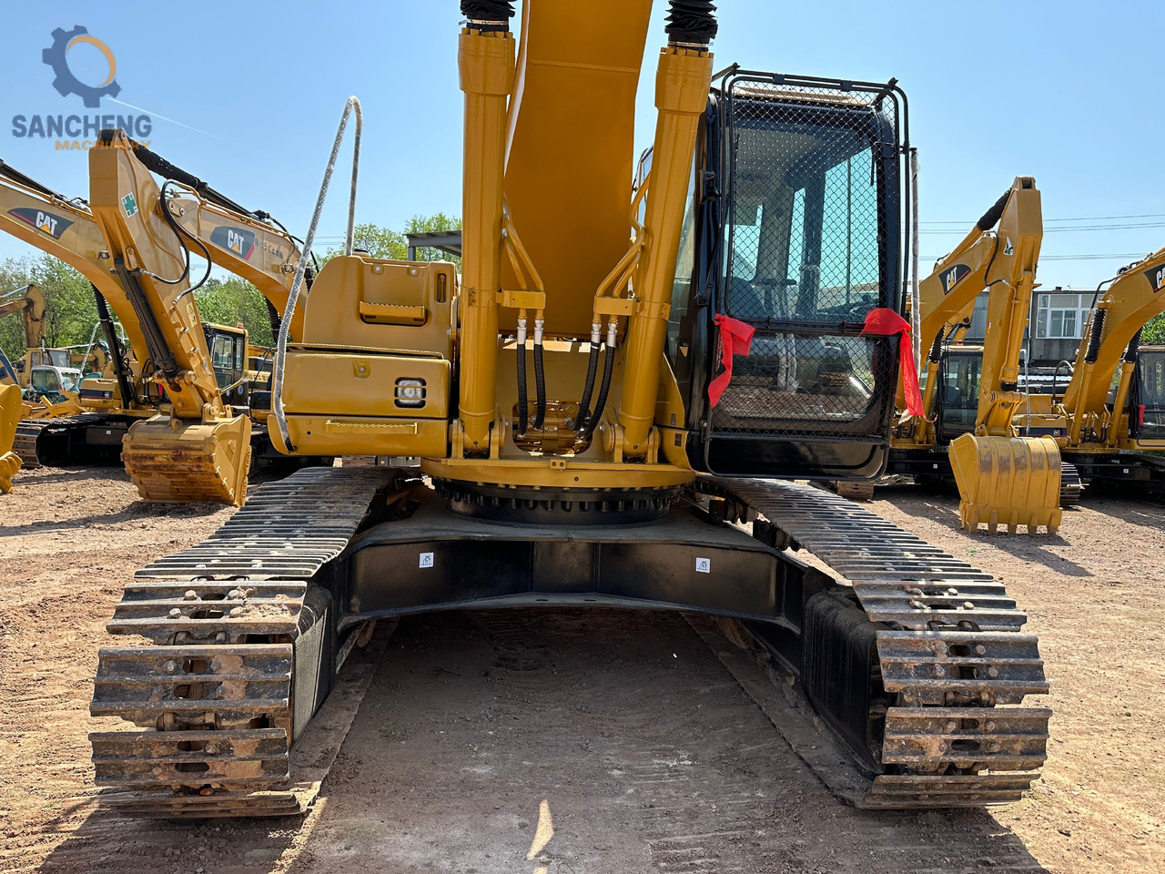 Paletli ekskavatör CAT 330CL: fotoğraf 12
