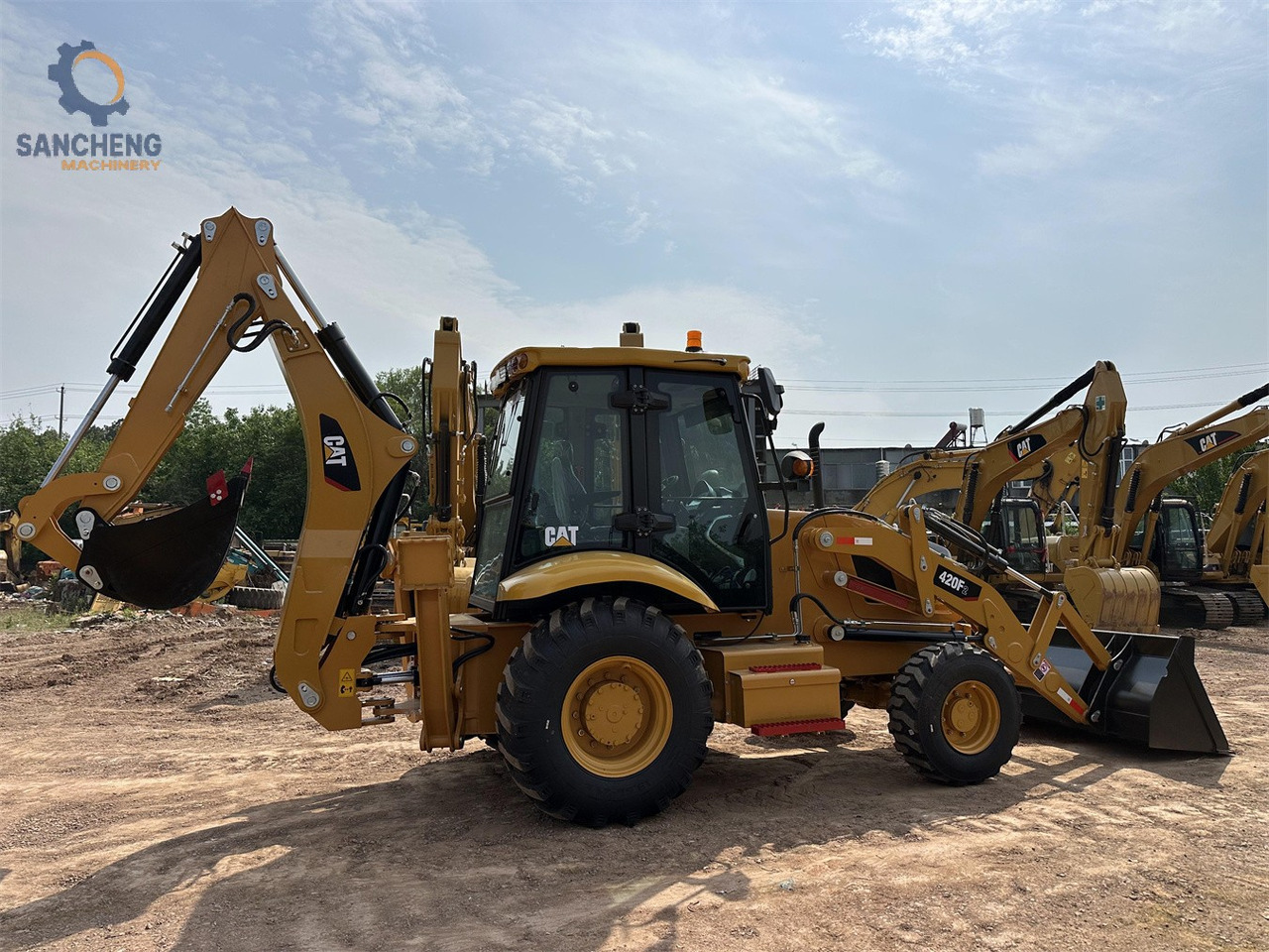 CAT 420F2 - Iş makinesi: fotoğraf 2 CAT 420F2 - Iş makinesi: fotoğraf 2
