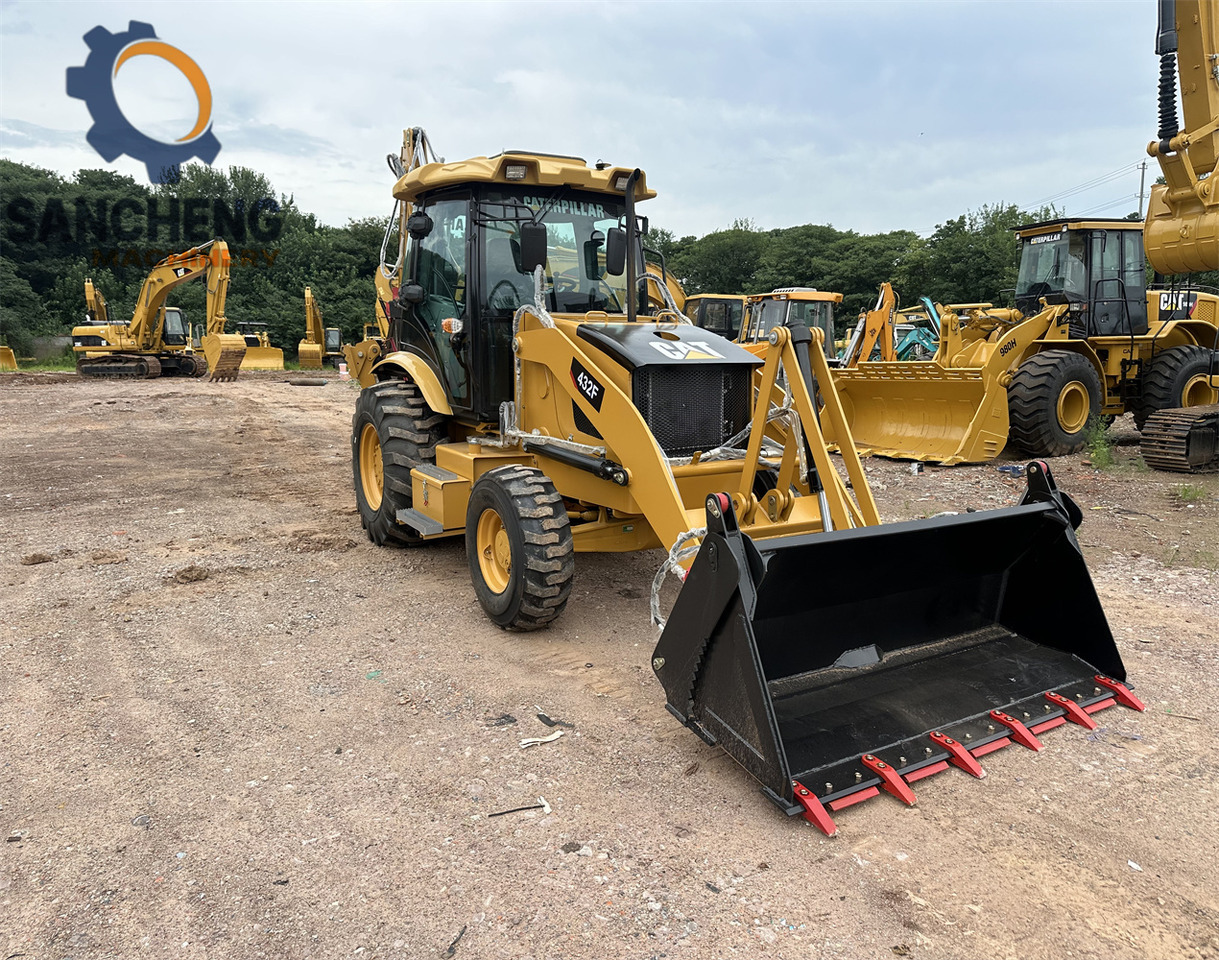 CAT 432F - Iş makinesi: fotoğraf 3 CAT 432F - Iş makinesi: fotoğraf 3