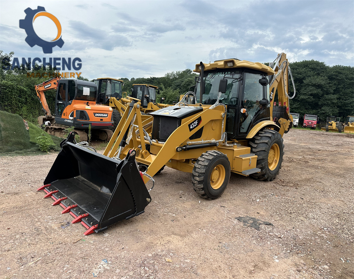 CAT 432F - Iş makinesi: fotoğraf 2 CAT 432F - Iş makinesi: fotoğraf 2