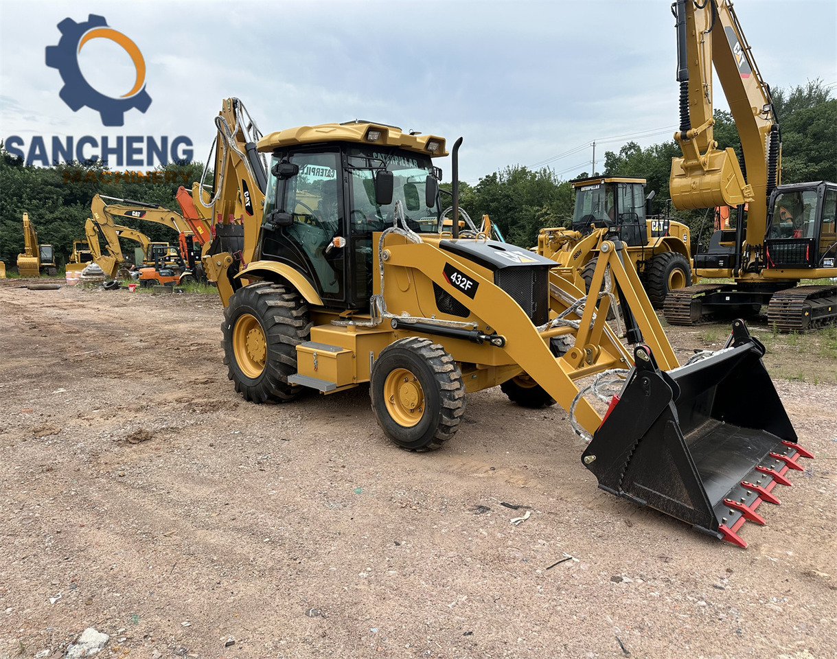 CAT 432F - Iş makinesi: fotoğraf 3 CAT 432F - Iş makinesi: fotoğraf 3