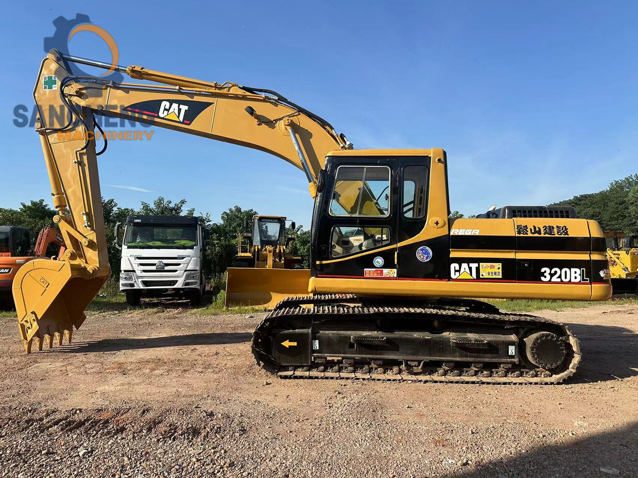 CATERPILLAR 320BL - Paletli ekskavatör: fotoğraf 2 CATERPILLAR 320BL - Paletli ekskavatör: fotoğraf 2