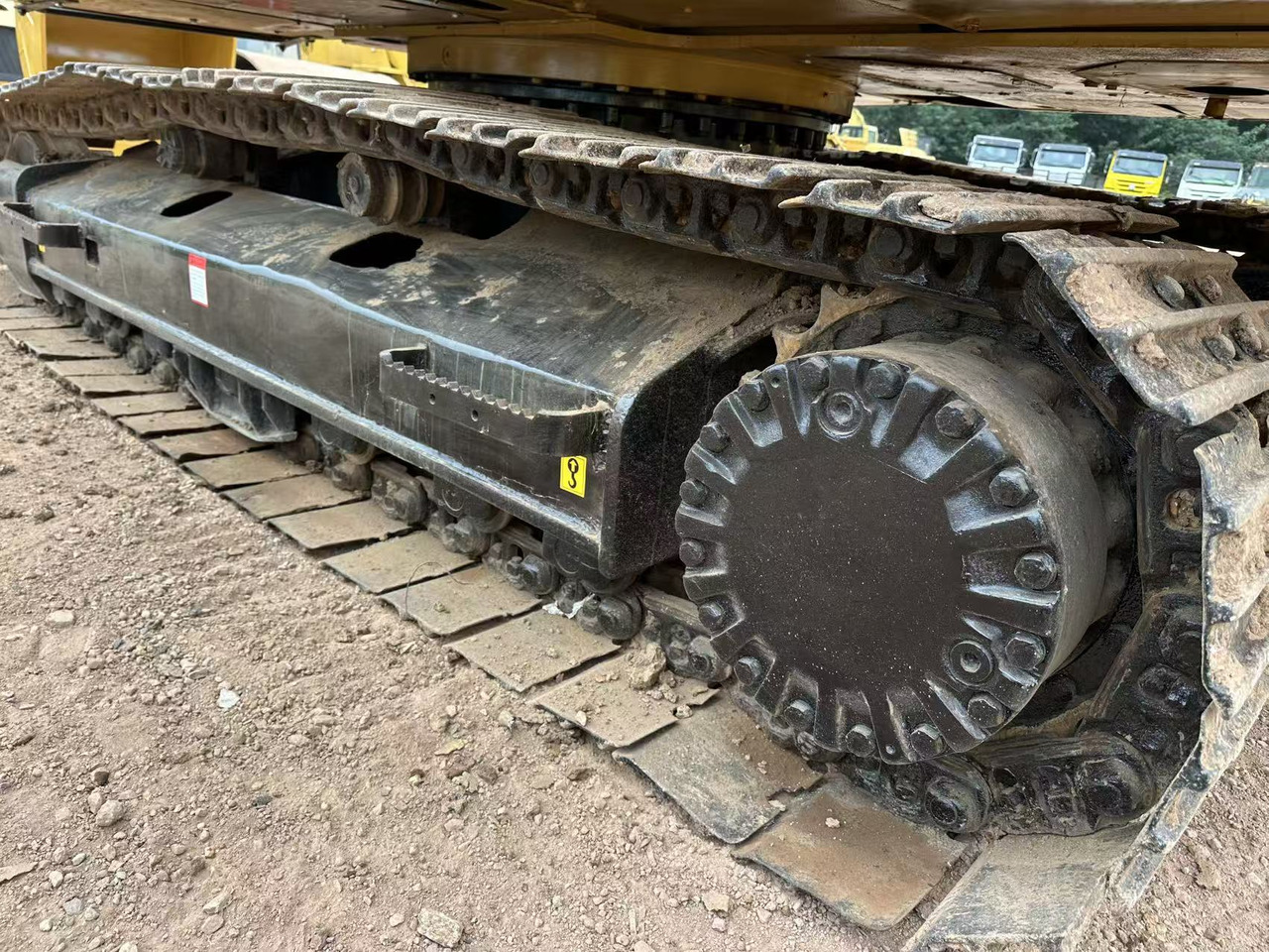 Paletli ekskavatör CATERPILLAR 320BL: fotoğraf 10