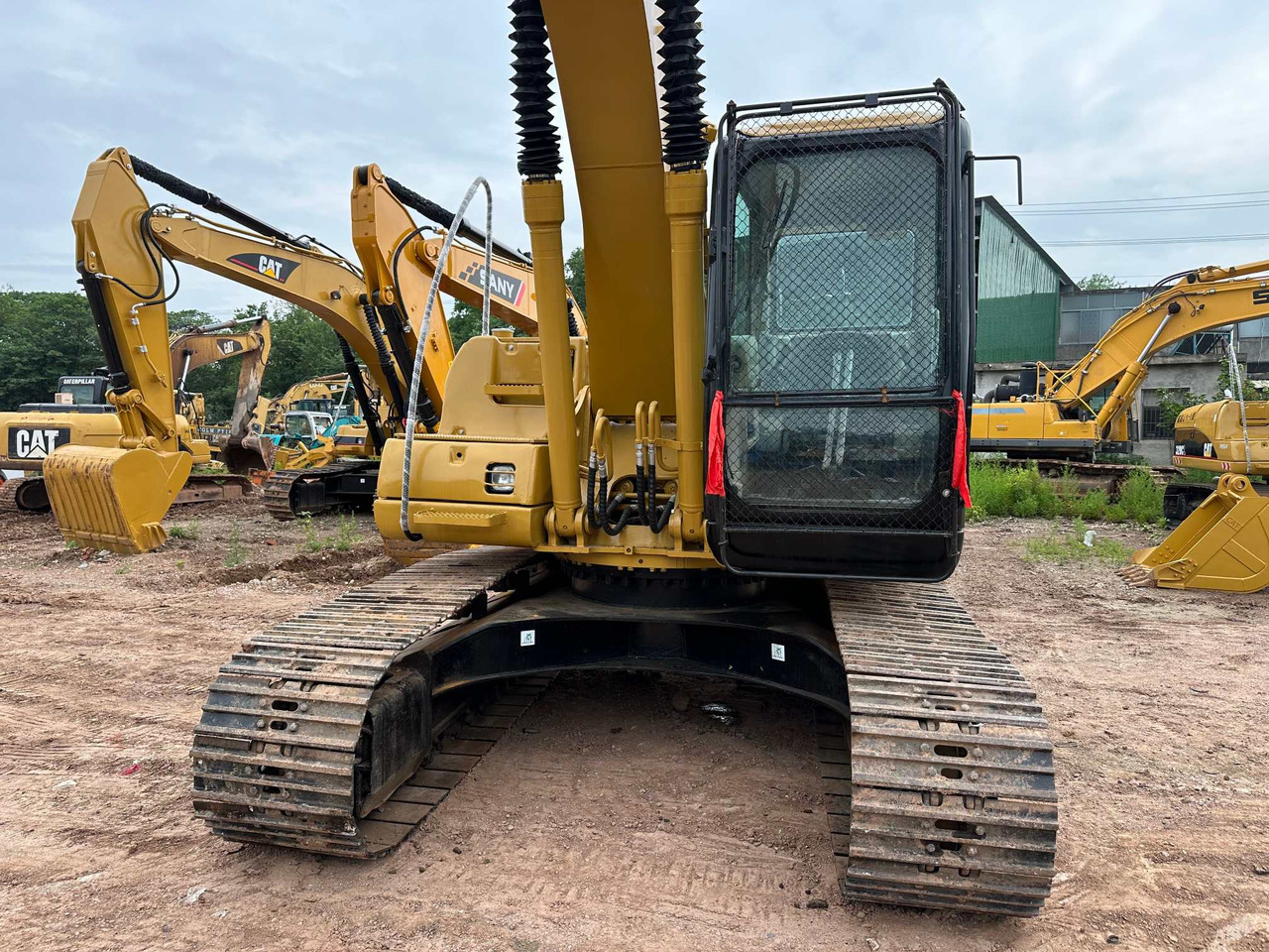 CATERPILLAR 320CL - Paletli ekskavatör: fotoğraf 3 CATERPILLAR 320CL - Paletli ekskavatör: fotoğraf 3