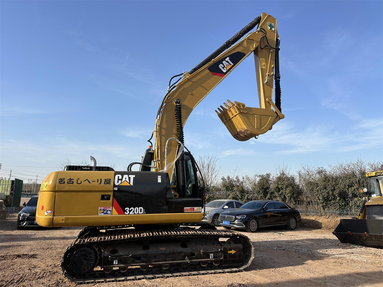 CATERPILLAR 320DL - Paletli ekskavatör: fotoğraf 1 CATERPILLAR 320DL - Paletli ekskavatör: fotoğraf 1
