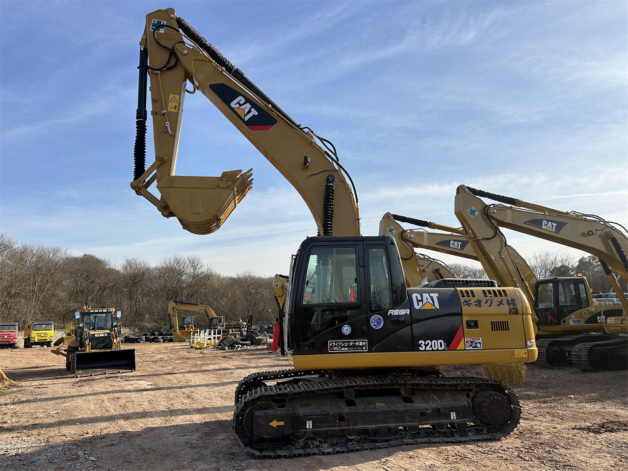 CATERPILLAR 320DL - Paletli ekskavatör: fotoğraf 1 CATERPILLAR 320DL - Paletli ekskavatör: fotoğraf 1
