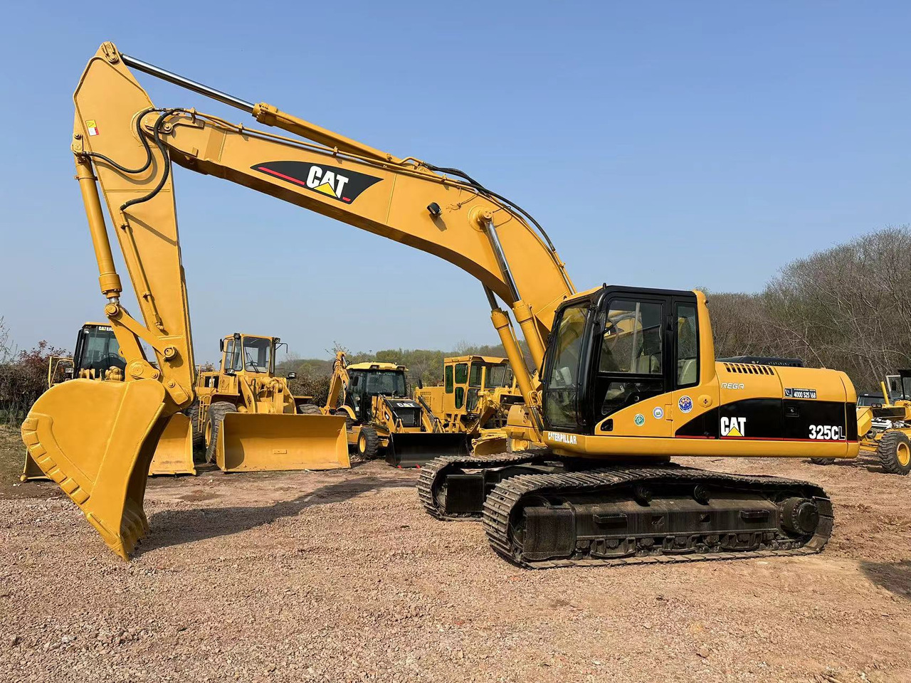 CATERPILLAR 325C - Paletli ekskavatör: fotoğraf 1 CATERPILLAR 325C - Paletli ekskavatör: fotoğraf 1