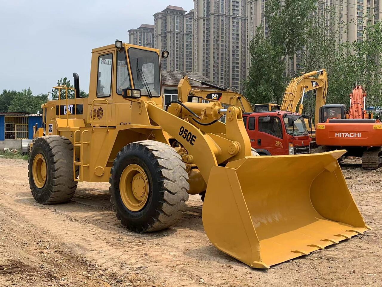 CATERPILLAR 950E - Tekerlekli yükleyici: fotoğraf 5 CATERPILLAR 950E - Tekerlekli yükleyici: fotoğraf 5