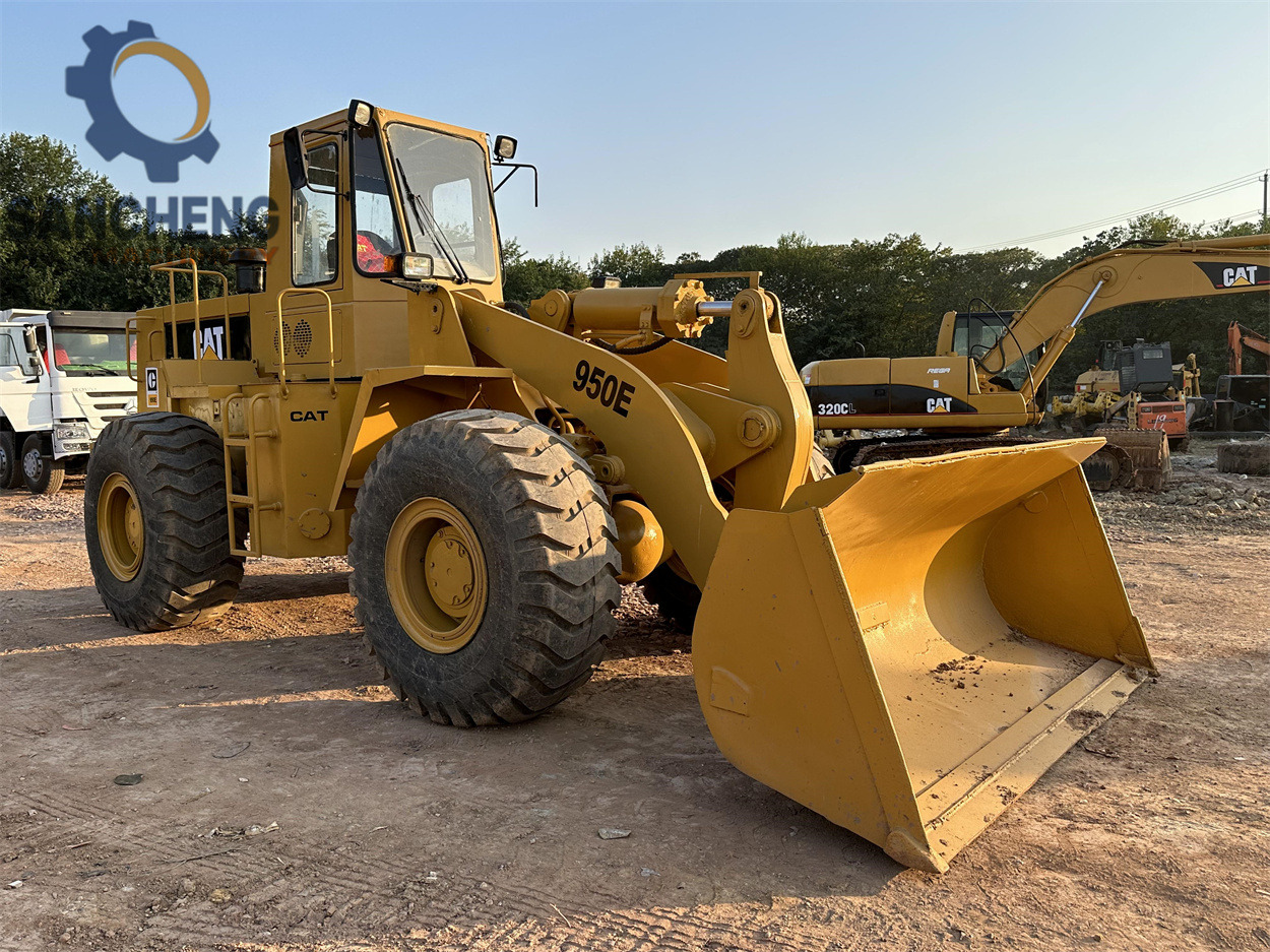 CATERPILLAR 950E - Tekerlekli yükleyici: fotoğraf 1 CATERPILLAR 950E - Tekerlekli yükleyici: fotoğraf 1