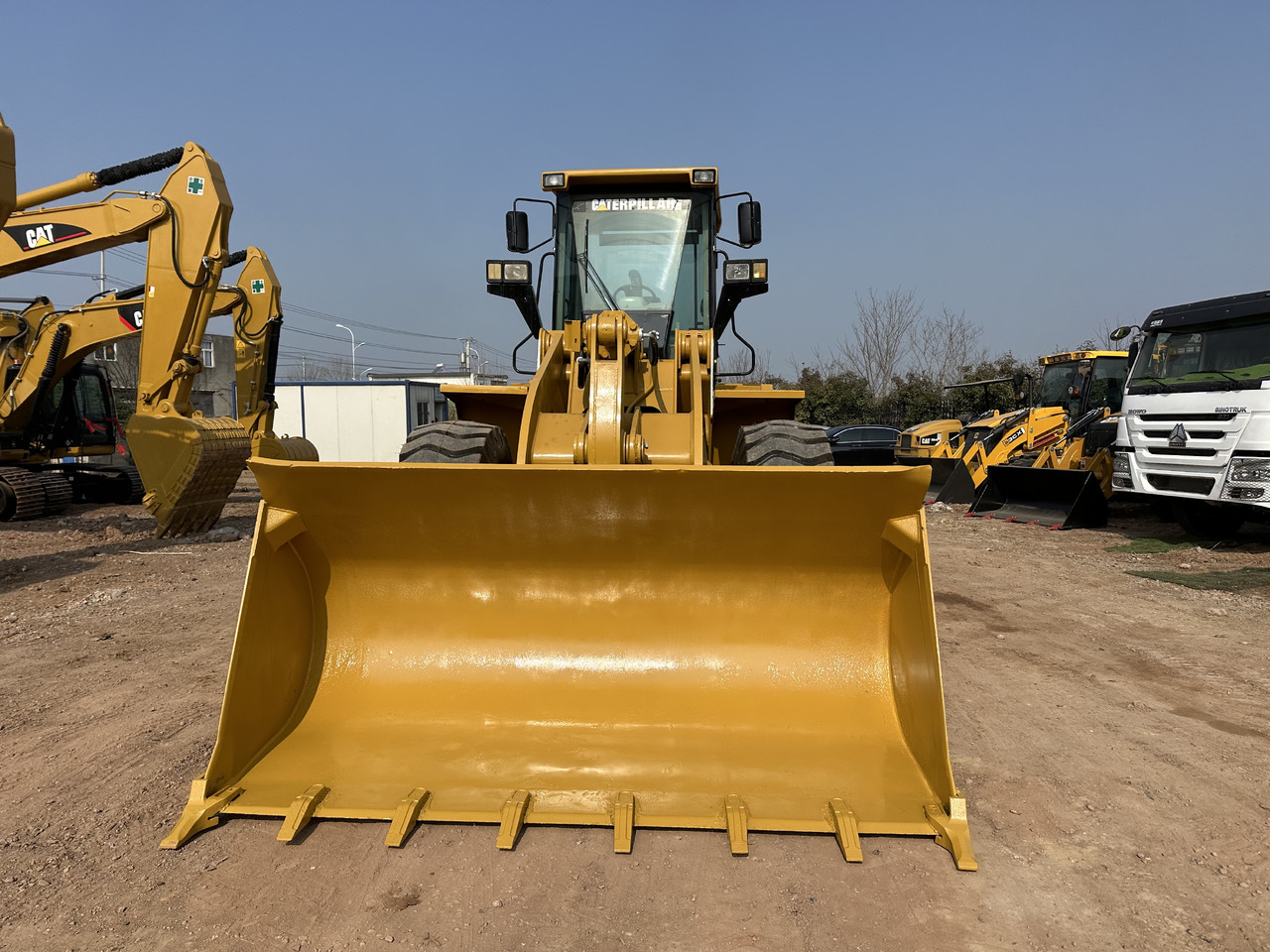 CATERPILLAR 950G - Tekerlekli yükleyici: fotoğraf 2 CATERPILLAR 950G - Tekerlekli yükleyici: fotoğraf 2