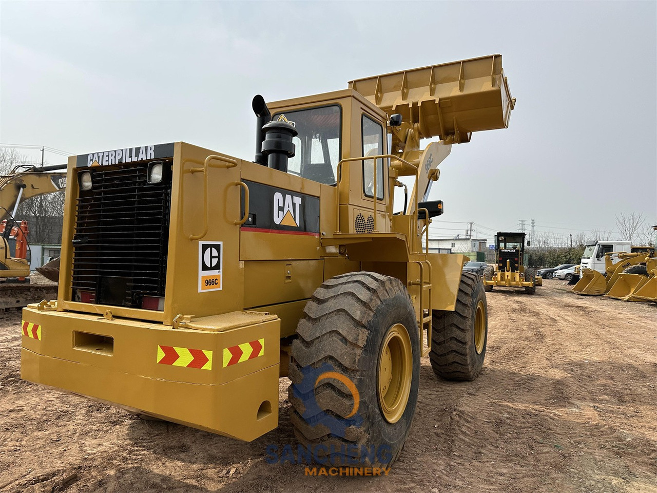 CATERPILLAR 966C - Tekerlekli yükleyici: fotoğraf 5 CATERPILLAR 966C - Tekerlekli yükleyici: fotoğraf 5