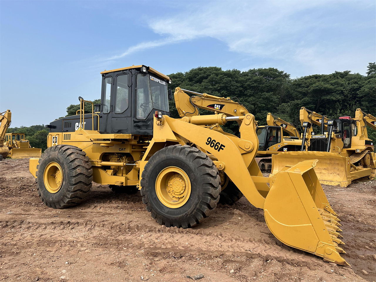 CATERPILLAR 966F - Tekerlekli yükleyici: fotoğraf 2 CATERPILLAR 966F - Tekerlekli yükleyici: fotoğraf 2