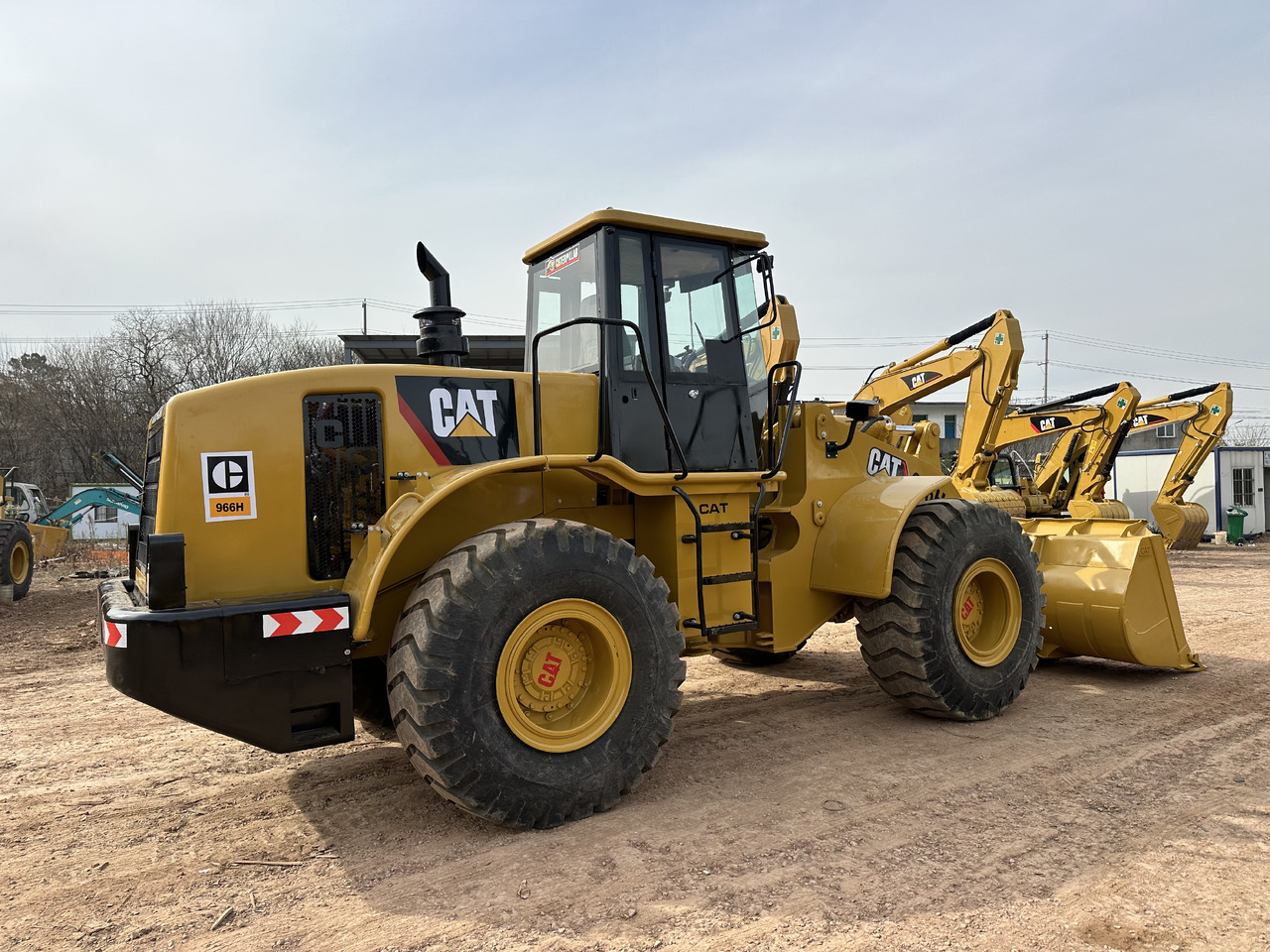 CATERPILLAR 966H - Tekerlekli yükleyici: fotoğraf 1 CATERPILLAR 966H - Tekerlekli yükleyici: fotoğraf 1
