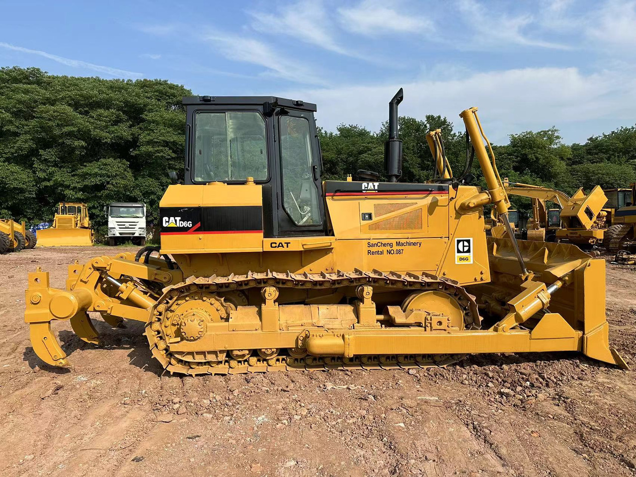 CATERPILLAR D6G Crawler Bulldozer - Buldozer: fotoğraf 5 CATERPILLAR D6G Crawler Bulldozer - Buldozer: fotoğraf 5