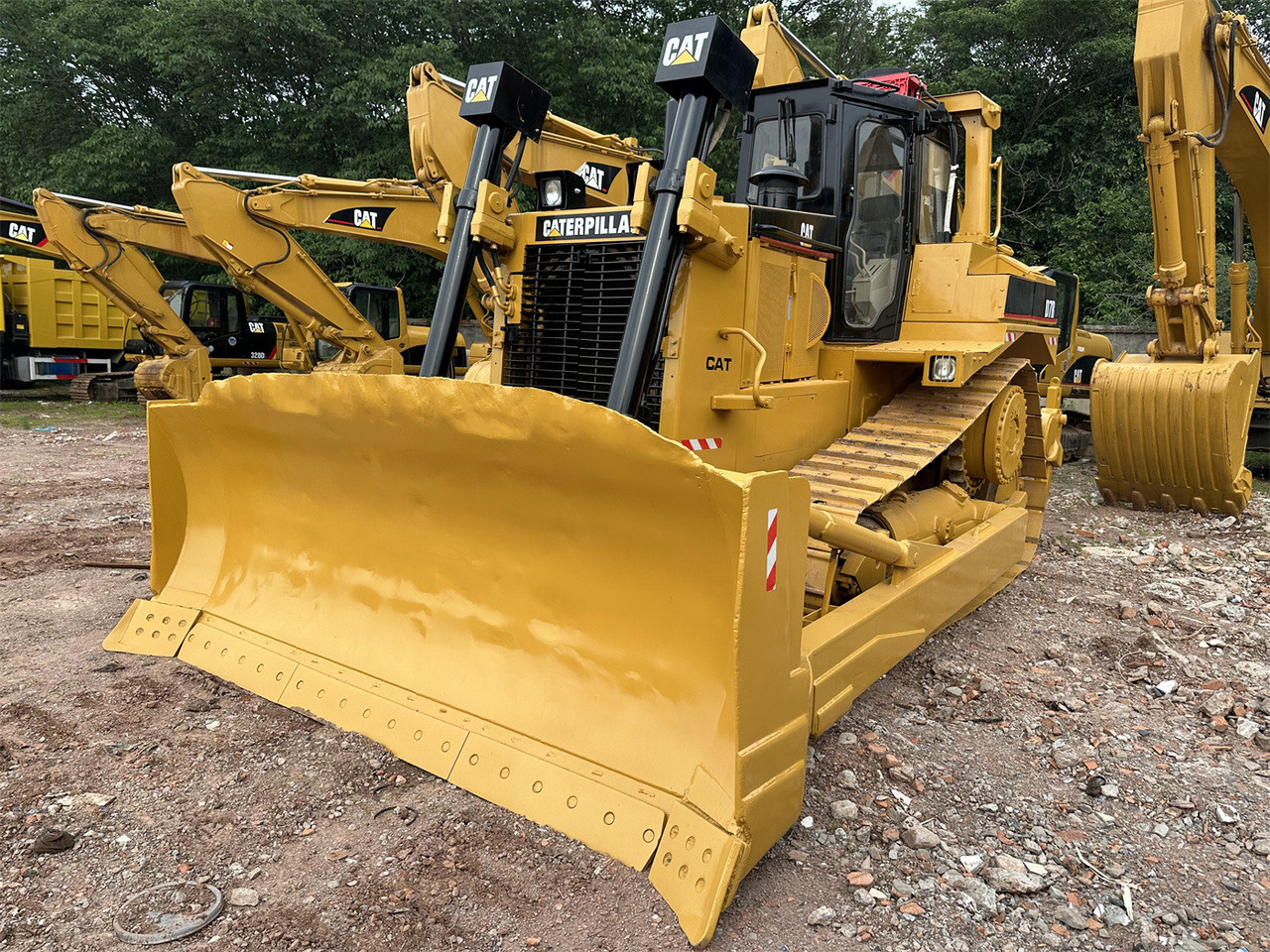 CATERPILLAR D7R - Buldozer: fotoğraf 2 CATERPILLAR D7R - Buldozer: fotoğraf 2