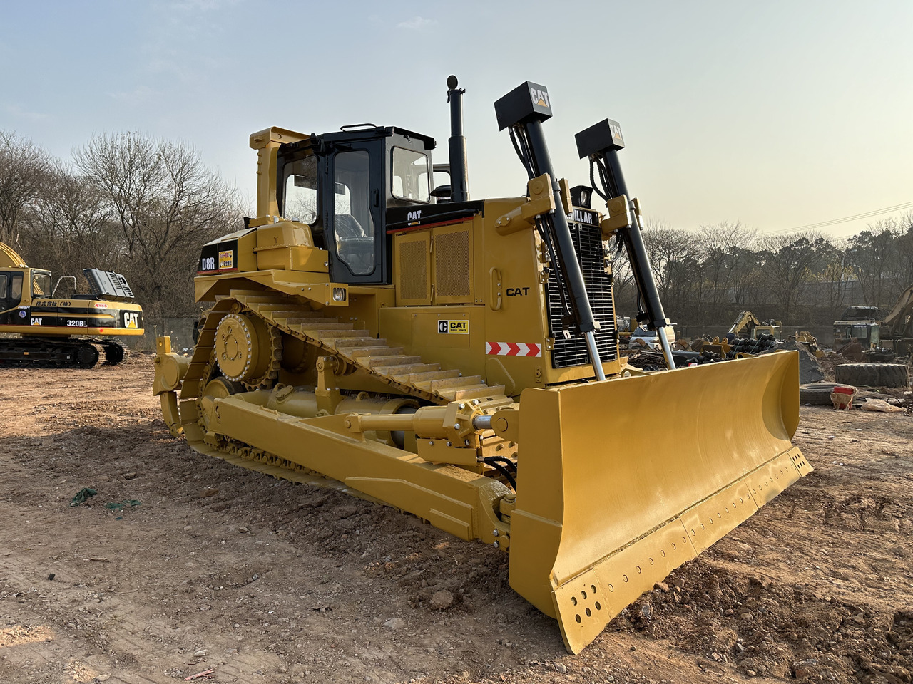 CATERPILLAR D8R - Buldozer: fotoğraf 4 CATERPILLAR D8R - Buldozer: fotoğraf 4