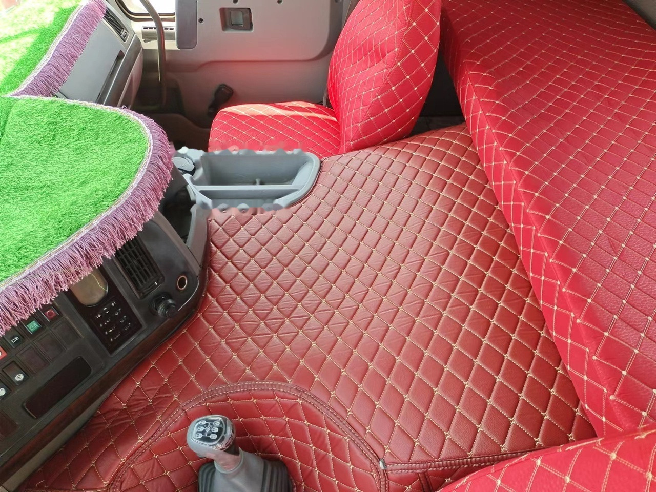 SINOTRUK Howo tractor unit 420 - Çekici: fotoğraf 5 SINOTRUK Howo tractor unit 420 - Çekici: fotoğraf 5