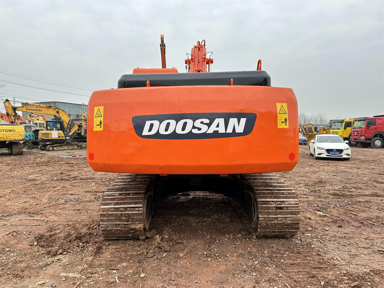 DOOSAN DH220 excavator - Paletli ekskavatör: fotoğraf 5 DOOSAN DH220 excavator - Paletli ekskavatör: fotoğraf 5