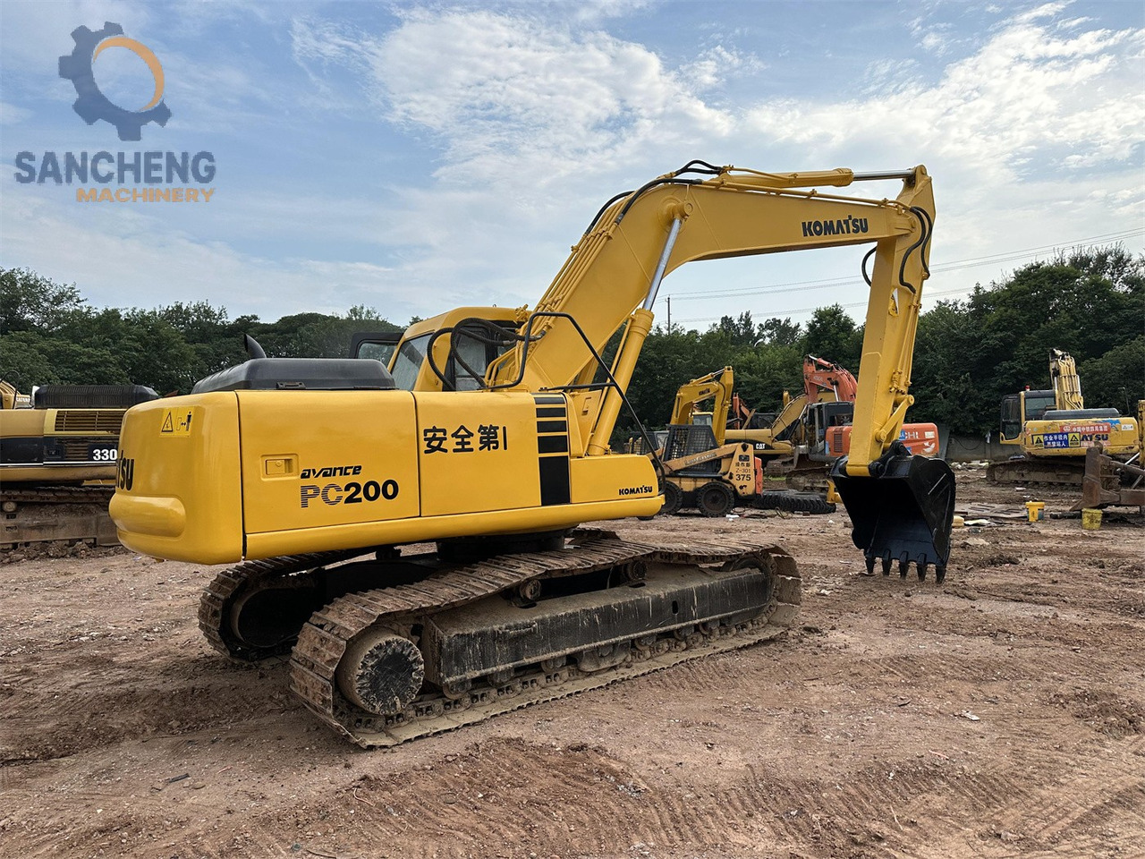 KOMATSU PC200-6 - Paletli ekskavatör: fotoğraf 1 KOMATSU PC200-6 - Paletli ekskavatör: fotoğraf 1