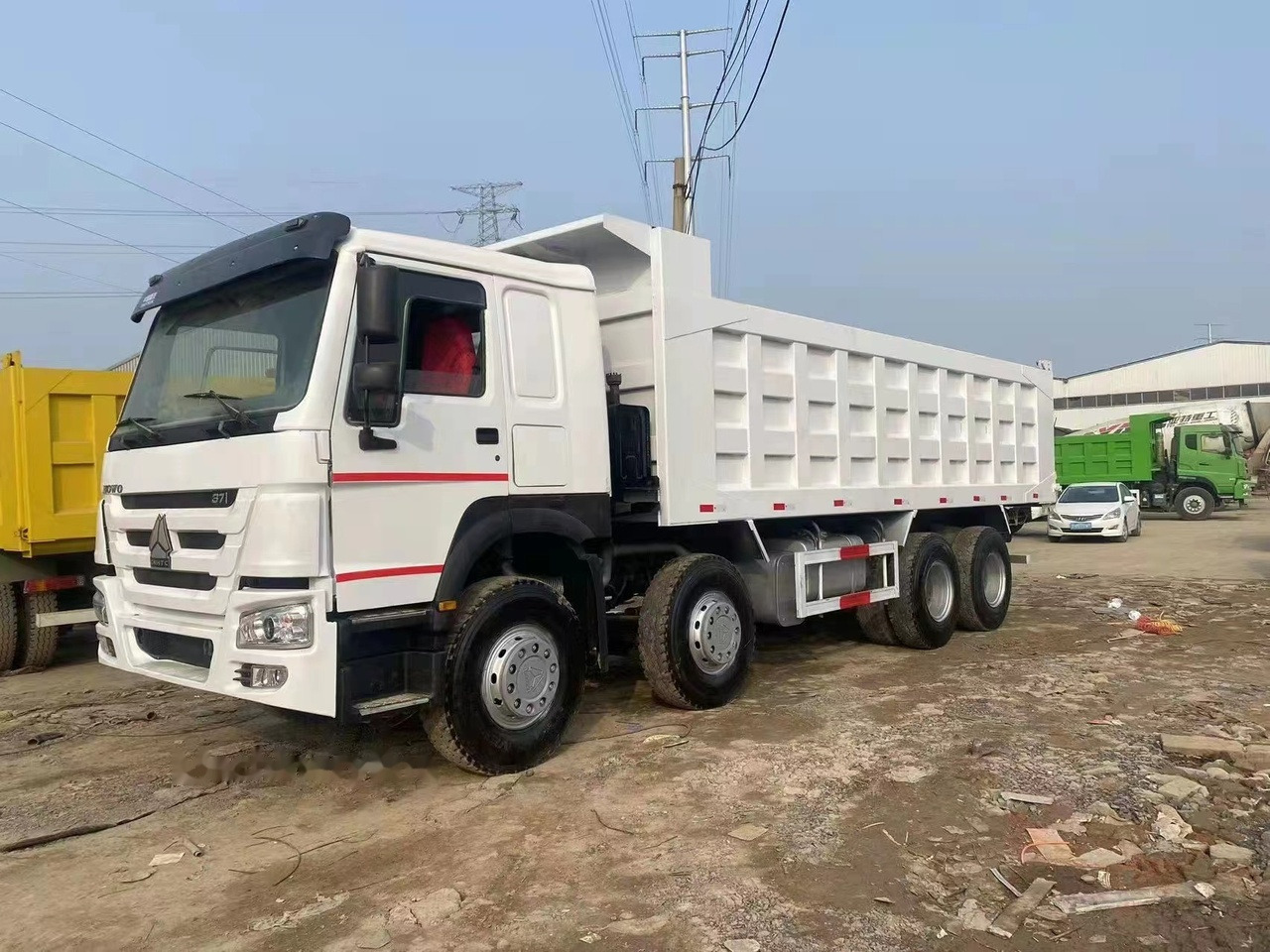 SINOTRUK HOWO 371 Tipper truck - Damperli kamyon: fotoğraf 2 SINOTRUK HOWO 371 Tipper truck - Damperli kamyon: fotoğraf 2