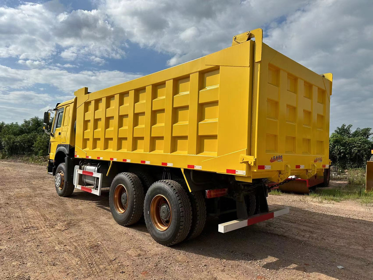 SINOTRUK Howo 371 Dump truck - Damperli kamyon: fotoğraf 5 SINOTRUK Howo 371 Dump truck - Damperli kamyon: fotoğraf 5