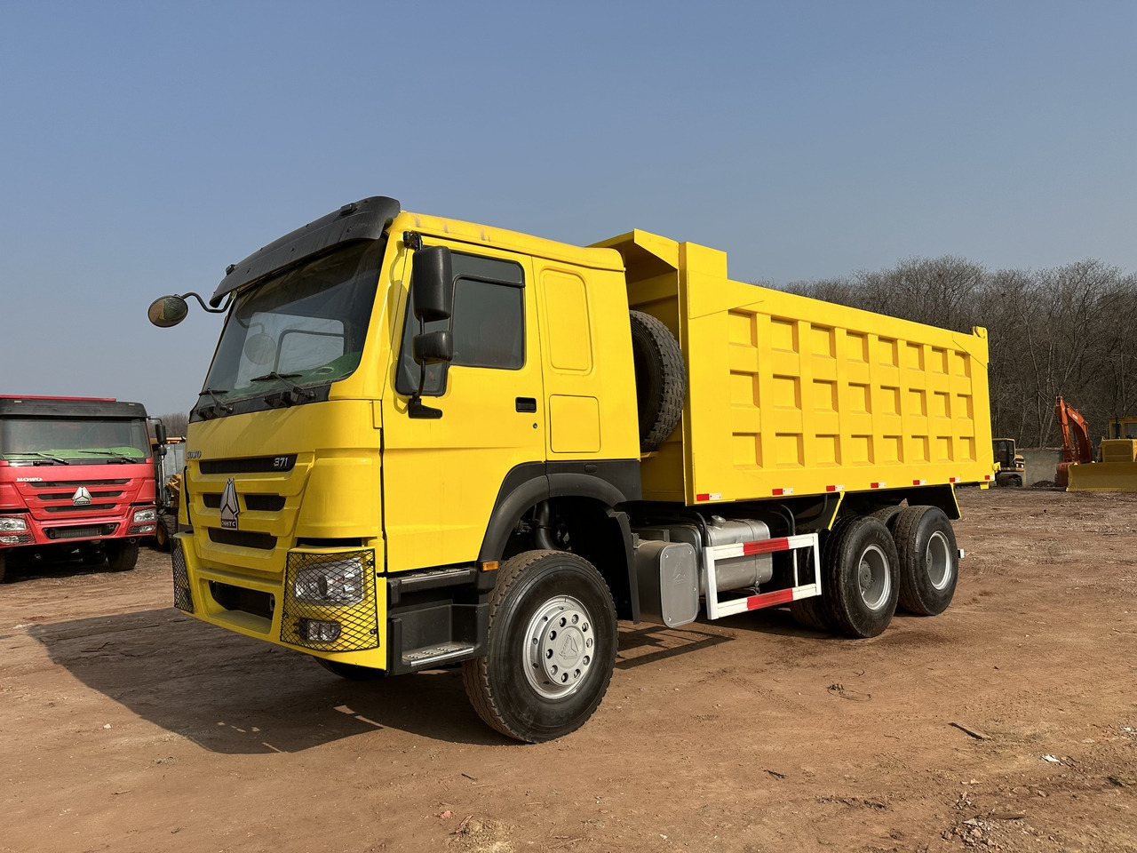 SINOTRUK Howo 6x4 Dump truck 371hp - Damperli kamyon: fotoğraf 2 SINOTRUK Howo 6x4 Dump truck 371hp - Damperli kamyon: fotoğraf 2