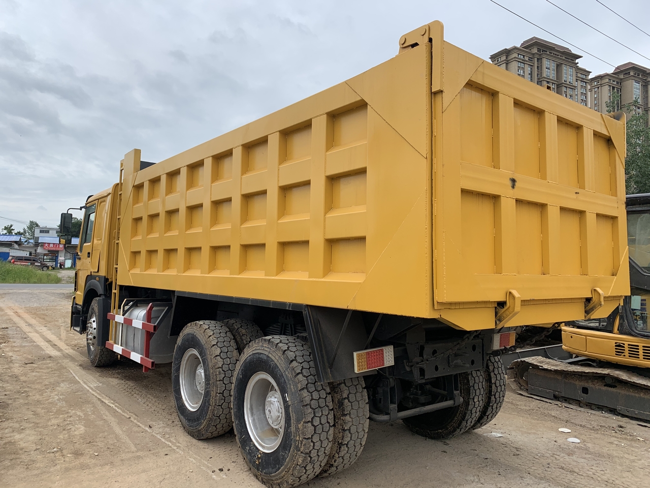 SINOTRUK Howo Dump truck 371 - Damperli kamyon: fotoğraf 5 SINOTRUK Howo Dump truck 371 - Damperli kamyon: fotoğraf 5