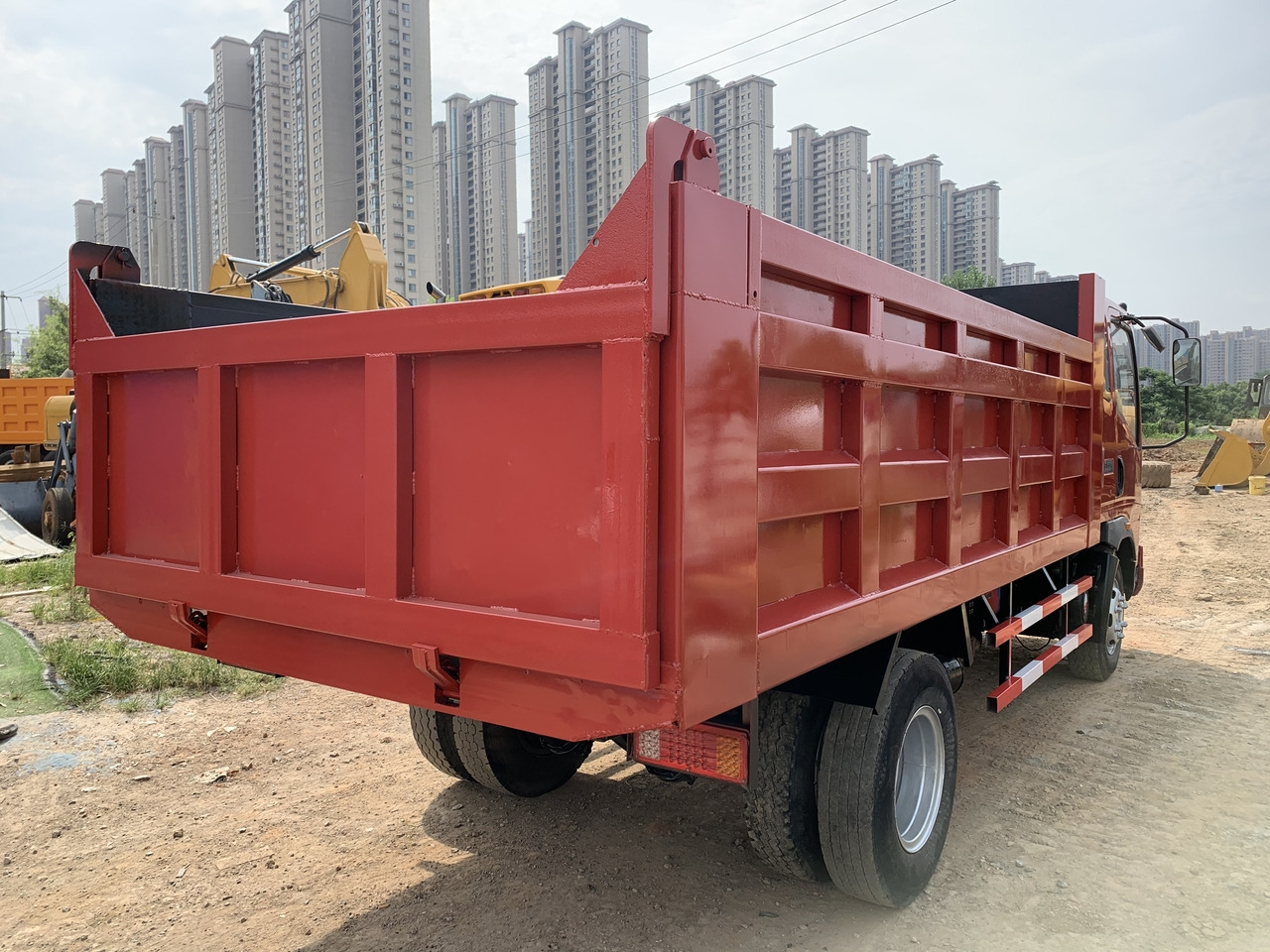 SINOTRUK Howo Dump truck 4x2 finansal kiralama SINOTRUK Howo Dump truck 4x2: fotoğraf 6