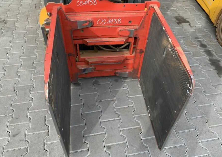 Bolzoni KB12CF1A, Kartonklammer - Balya ataşman - Malzeme taşıma ekipmanı: fotoğraf 1 Bolzoni KB12CF1A, Kartonklammer - Balya ataşman - Malzeme taşıma ekipmanı: fotoğraf 1