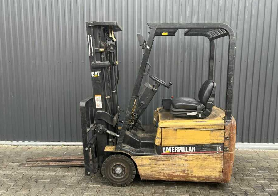 CAT Lift Trucks EP16KT - Elektrikli forklift: fotoğraf 2 CAT Lift Trucks EP16KT - Elektrikli forklift: fotoğraf 2
