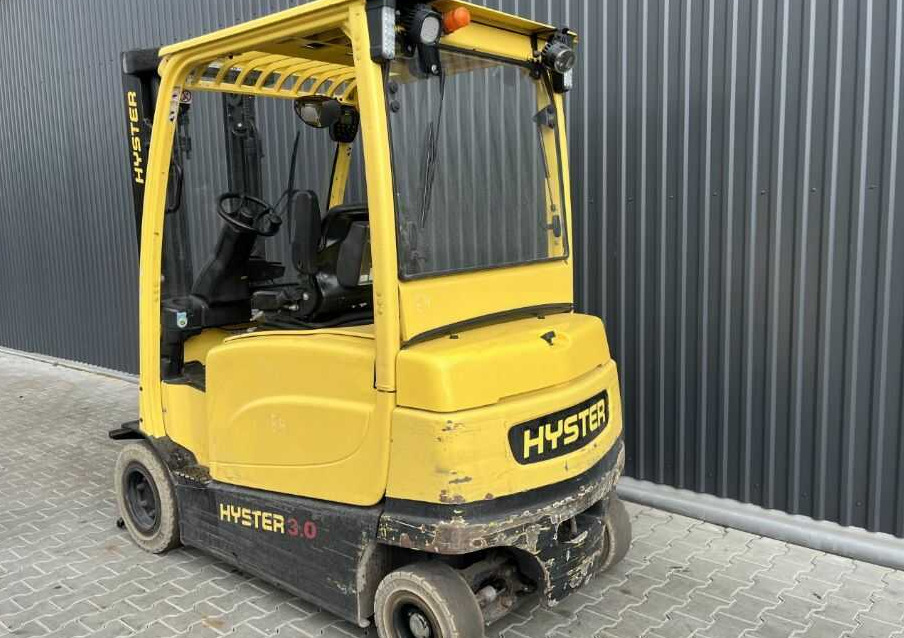 Hyster J3.0XN - Elektrikli forklift: fotoğraf 3 Hyster J3.0XN - Elektrikli forklift: fotoğraf 3
