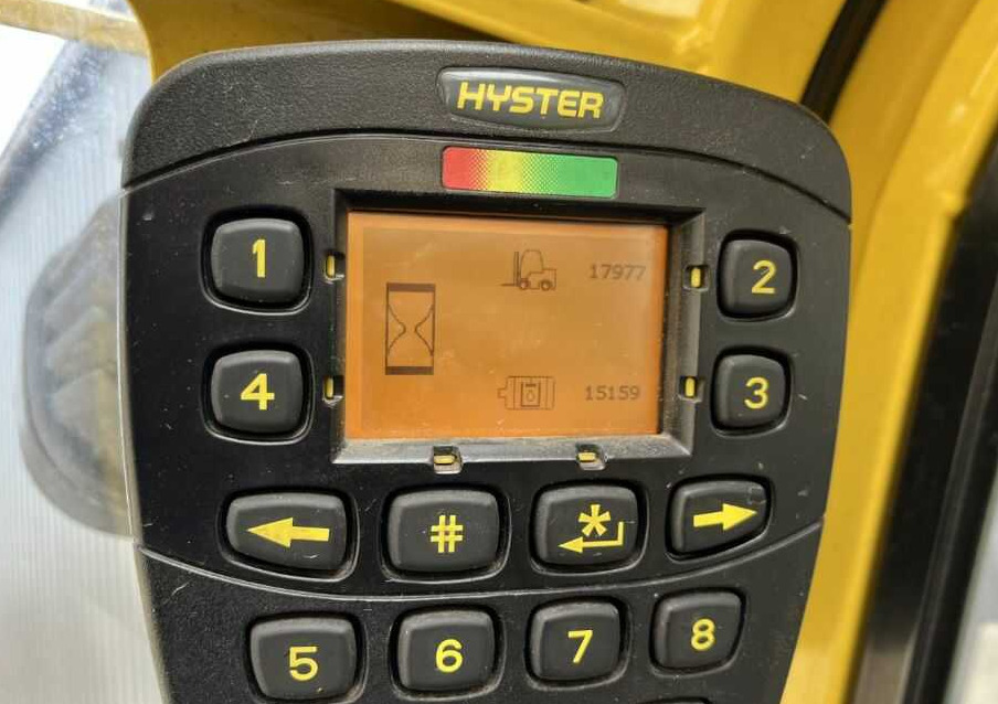 Hyster J3.0XN - Elektrikli forklift: fotoğraf 5 Hyster J3.0XN - Elektrikli forklift: fotoğraf 5