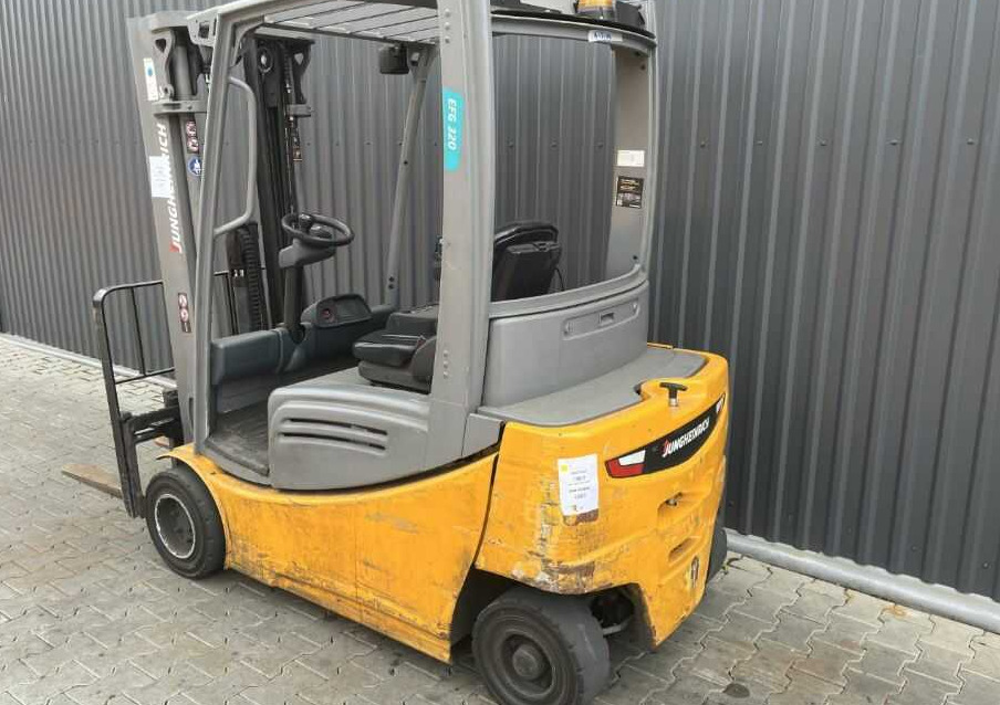 Jungheinrich EFG320 - Elektrikli forklift: fotoğraf 3 Jungheinrich EFG320 - Elektrikli forklift: fotoğraf 3