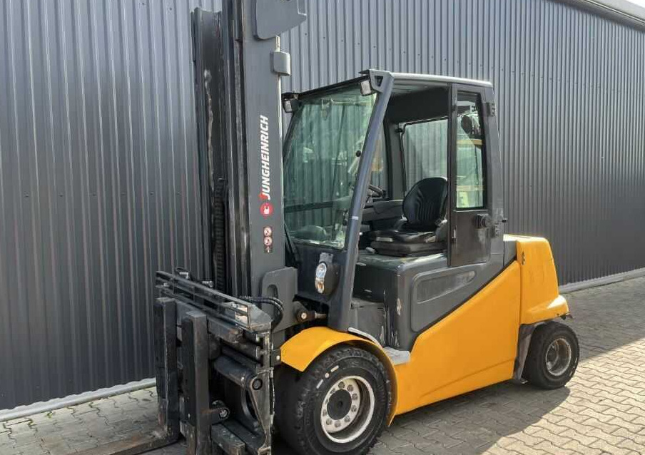 Jungheinrich EFGS50 - Elektrikli forklift: fotoğraf 1 Jungheinrich EFGS50 - Elektrikli forklift: fotoğraf 1
