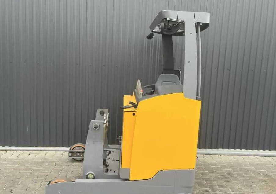 Jungheinrich ETV216 - Reach truck: fotoğraf 2 Jungheinrich ETV216 - Reach truck: fotoğraf 2