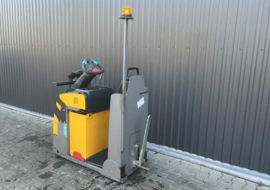 Jungheinrich EZS130 - Akülü çekici: fotoğraf 3 Jungheinrich EZS130 - Akülü çekici: fotoğraf 3
