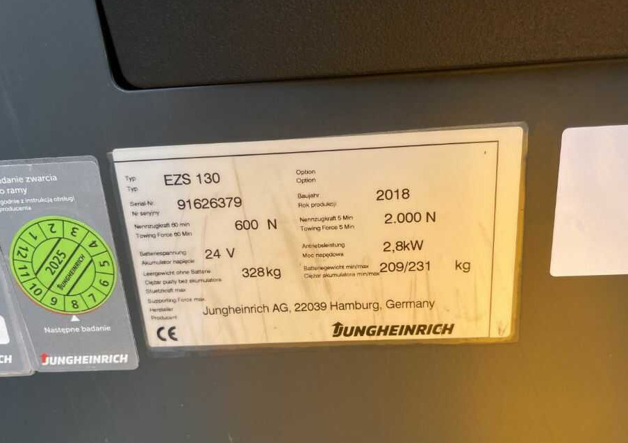 Jungheinrich EZS130 - Akülü çekici: fotoğraf 4 Jungheinrich EZS130 - Akülü çekici: fotoğraf 4
