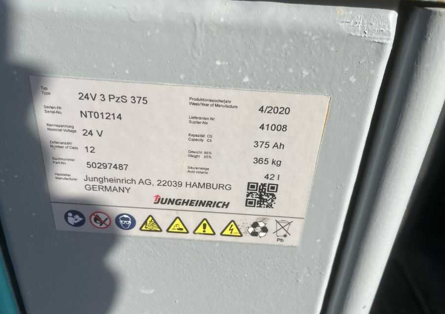 Jungheinrich EZS350 - Akülü çekici: fotoğraf 5 Jungheinrich EZS350 - Akülü çekici: fotoğraf 5