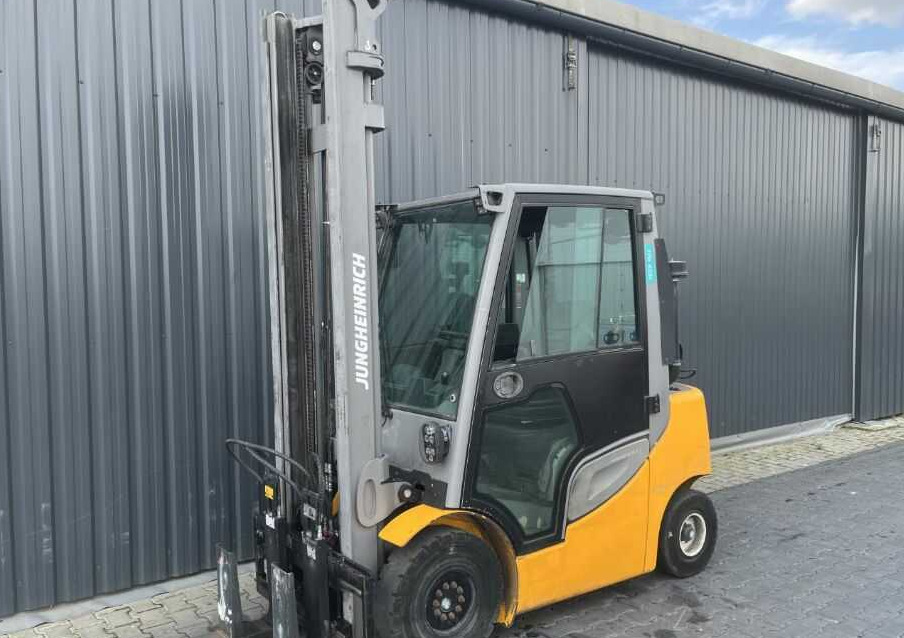 Jungheinrich TFG425s - LPG forklift: fotoğraf 1 Jungheinrich TFG425s - LPG forklift: fotoğraf 1