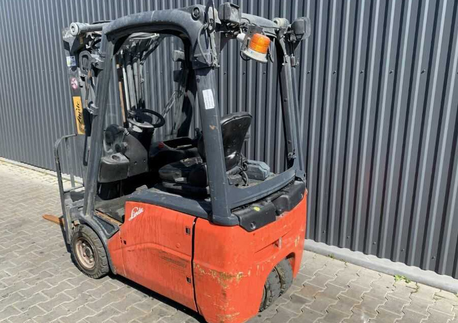 Linde E14-01 - Elektrikli forklift: fotoğraf 3 Linde E14-01 - Elektrikli forklift: fotoğraf 3