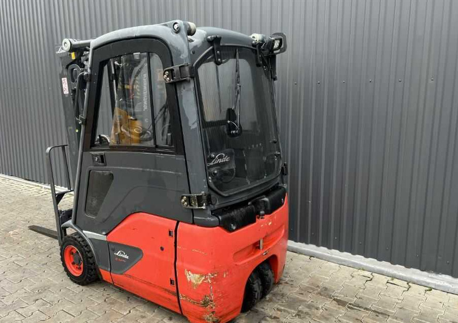 Linde E14-02 - Elektrikli forklift: fotoğraf 3 Linde E14-02 - Elektrikli forklift: fotoğraf 3