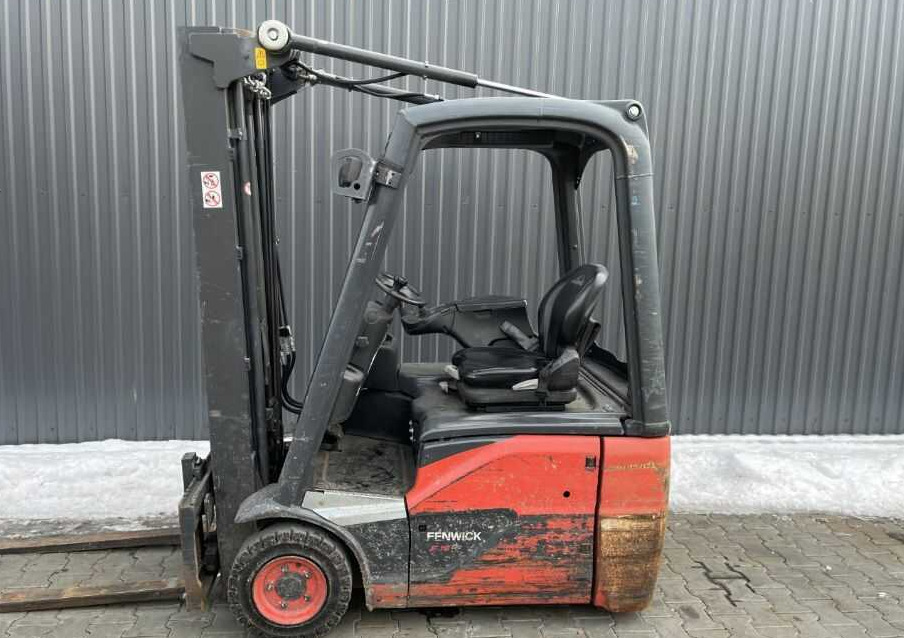 Linde E15-02 - Elektrikli forklift: fotoğraf 1 Linde E15-02 - Elektrikli forklift: fotoğraf 1