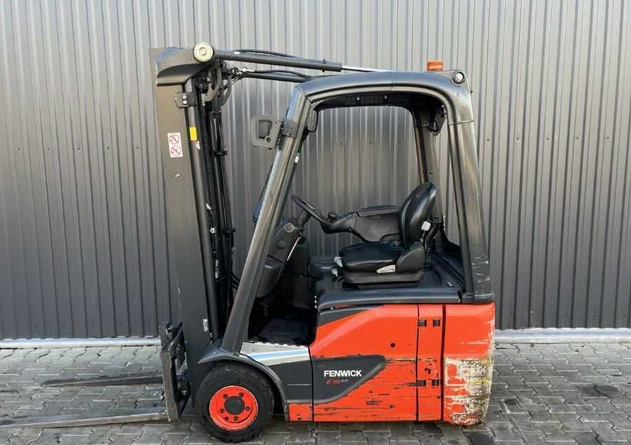 Linde E15-02 - Elektrikli forklift: fotoğraf 2 Linde E15-02 - Elektrikli forklift: fotoğraf 2
