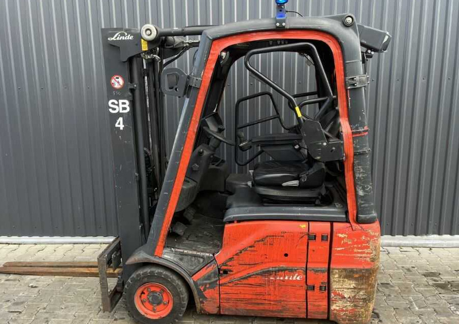 Linde E16-01 - Elektrikli forklift: fotoğraf 2 Linde E16-01 - Elektrikli forklift: fotoğraf 2