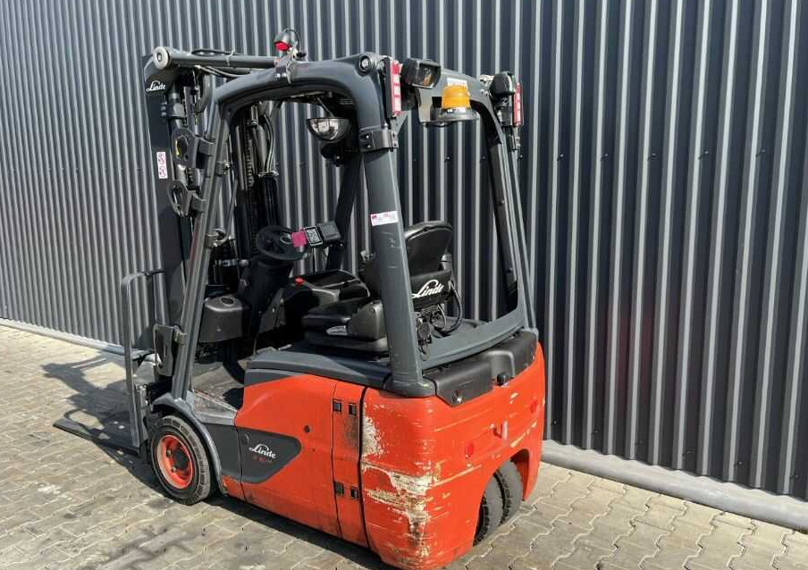 Linde E16C-02 - Elektrikli forklift: fotoğraf 3 Linde E16C-02 - Elektrikli forklift: fotoğraf 3