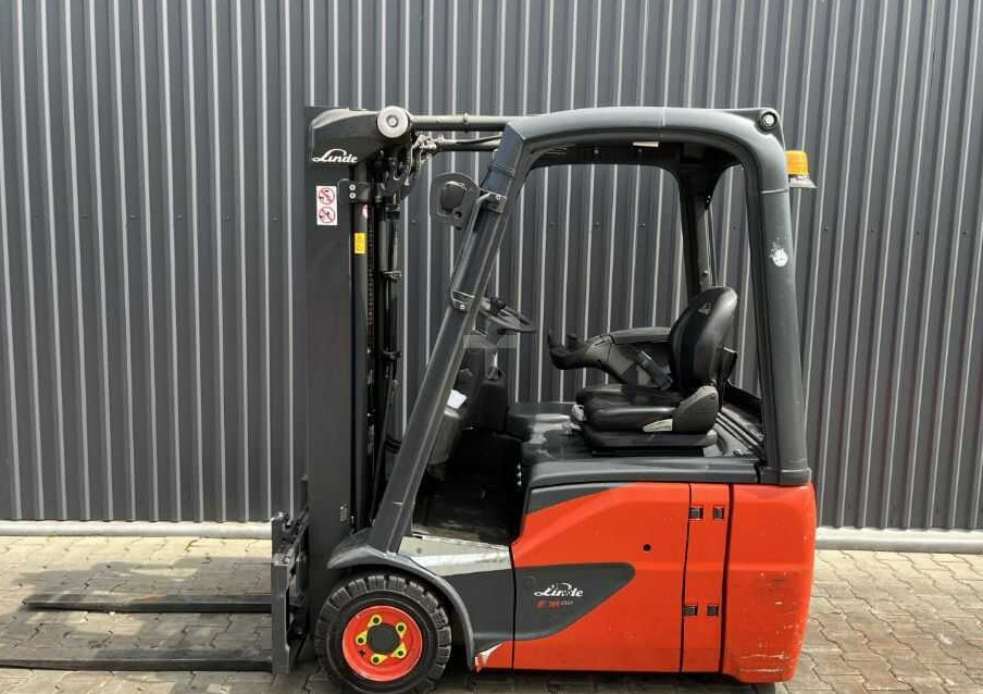 Linde E16C-02 - Elektrikli forklift: fotoğraf 2 Linde E16C-02 - Elektrikli forklift: fotoğraf 2