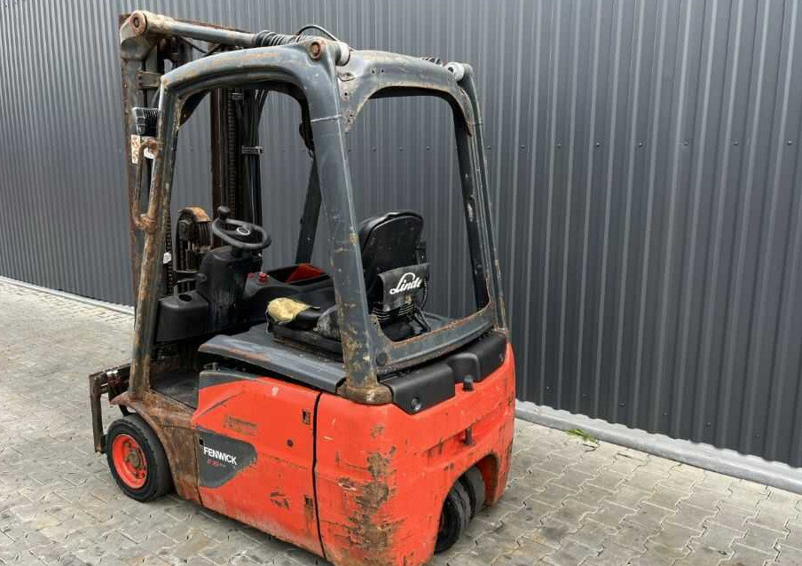 Linde E16C-02 - Elektrikli forklift: fotoğraf 3 Linde E16C-02 - Elektrikli forklift: fotoğraf 3